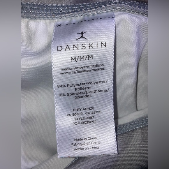 2 Piece Danskin! Navy Dri-More Racerback Tank Loose Sm w CAMO Capri leggings Med - Picture 8 of 14